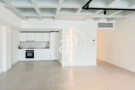 Piso de alquiler en Carrer de Robert Graves, El Terreno - Photo 3