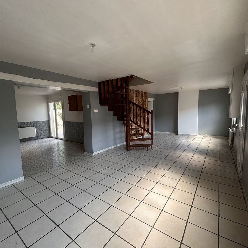 Location Maison 4 pièces 97m² - Photo 1