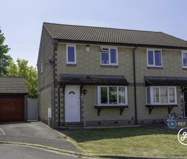 3 bedroom semi-detached house to rent - Photo 2