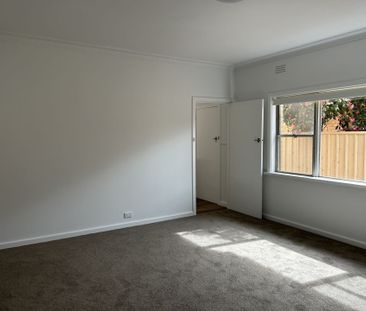 LARGE ONE BEDROOM UNIT - Photo 1