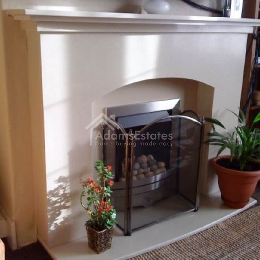 Price £850 pcm - Available Now - Unfurnished - Photo 1