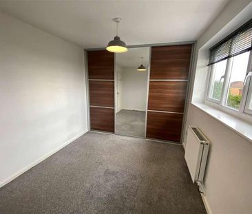 Murlande Way, Rhoose, Barry, CF62 - Photo 3