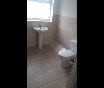 2 Bed Flat, Waterloo Road, B66 - Photo 3
