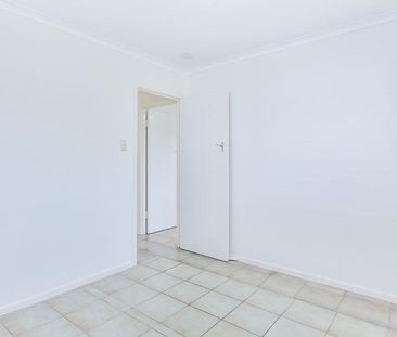 $630 per week / $2,520 Bond - Photo 2