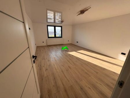 Casa 4 camere + mansarda de inchiriat Sura Mare Sibiu - Fotografie 3