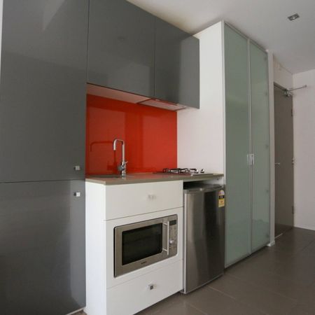 612/139 Bouverie Street - Photo 4