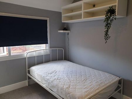 Mixed use to rent - Photo 5