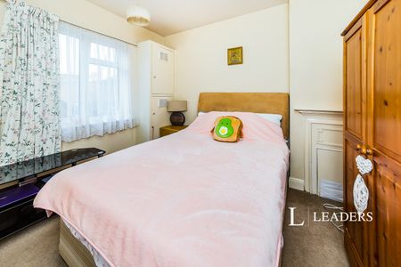 2 bedroom apartment to rent London Road, East Grinstead, RH19 - Photo 4