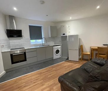 1 Bed Flat, Duke Street, S2 - Photo 3