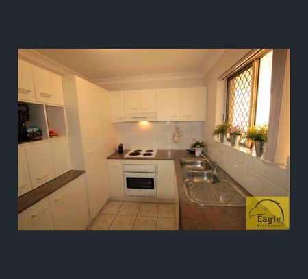 2/195 Juliette Street, Greenslopes, Qld 4120 - Photo 4