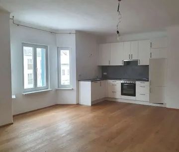 Provisonisfreie geräumige 3 Zimmerwohnung in Bestlage zu vermieten (Top 2) - Photo 2