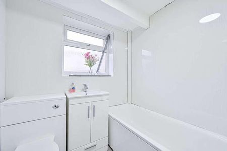 Danbrook Road, Streatham Common, SW16 - Photo 5