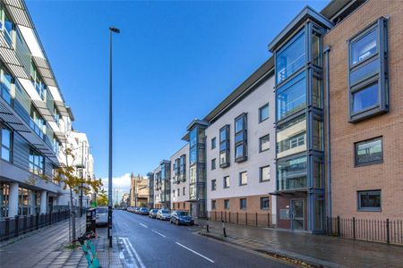 Deanery Road, - Photo 3