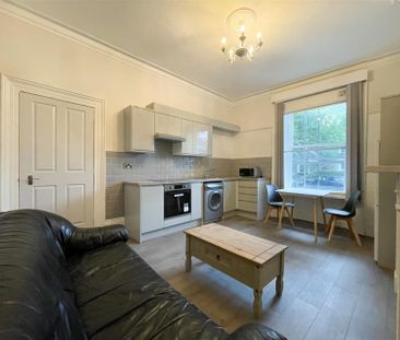 Flat 2, 9 Parkers Road, Sheffield - Photo 5