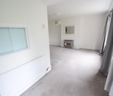 2 bedroom house to rent - Photo 1
