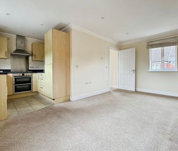 1 bedroom coach house to rent - Photo 6