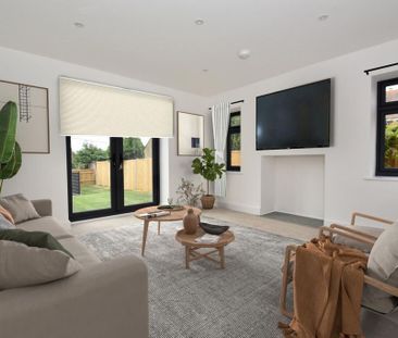 4 bedroom detached house to rent - Photo 2