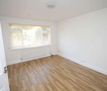 Crescent Road, Brentwood, CM14 - Photo 3