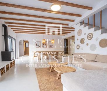 Luxury Villa for rent in Santa Eulària des Riu, Spain - Photo 5