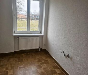 Frisch renoviert & bezugsfertig // kompakte 3-Zi.-Whg. in Dobritz - Photo 2