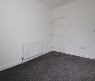 2 bedroom House To Let - Photo 1