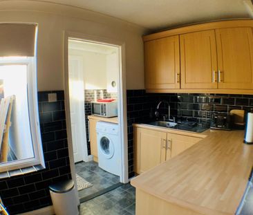 2 bedroom terraced house to rent - Photo 6