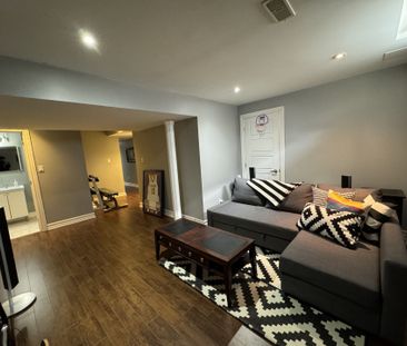For Lease - 140 Duncan Lane, Milton, Ontario - Photo 3