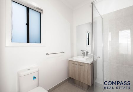 31 Devonia Avenue, Fraser Rise VIC 3336 - House For Rent | Domain - Photo 2