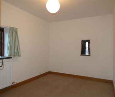 2 bedroom barn conversion to rent - Photo 3