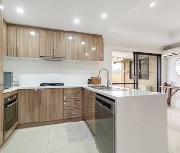 Peaceful Rear Villa Living - Photo 3