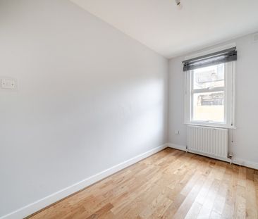 Courtney Road, London, SW19 - Photo 3