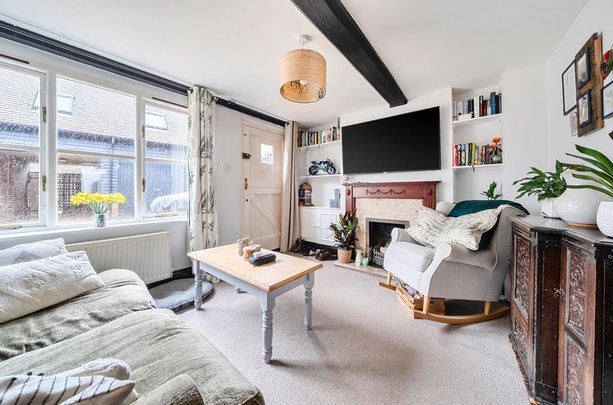 3 bedroom terraced house to rent - Photo 1