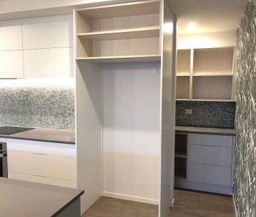 Designer 3 Bedroom Home - Photo 6