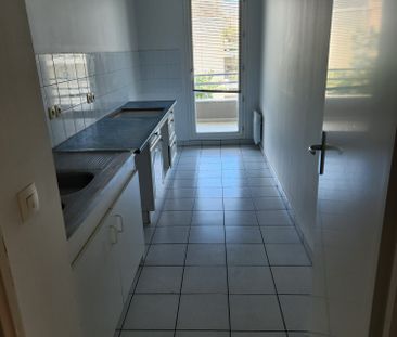 Location Appartement 3 pièces 65m² CENON 33150 - Photo 4