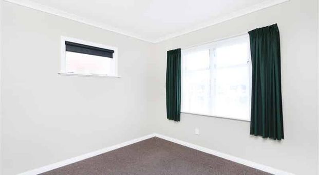 FEILDING - 3 BEDROOMS - Photo 1