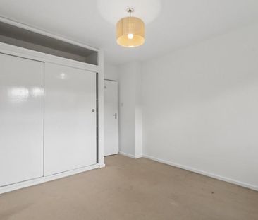 4 bedroom terraced house to rent - Photo 6