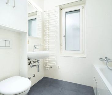 Rent a 4 ½ rooms apartment in Zumikon - Photo 5