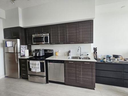 For Lease - 2212 Lakeshore Boulevard Unit# 3004, Toronto, Ontario - Photo 4