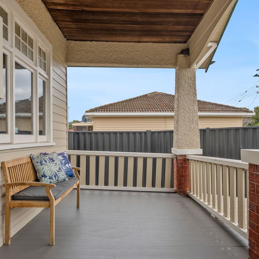 Charming Home in Prime Location - Photo 1