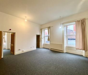 Surrey Street, Stokes Croft, BS2 8PS - Photo 4