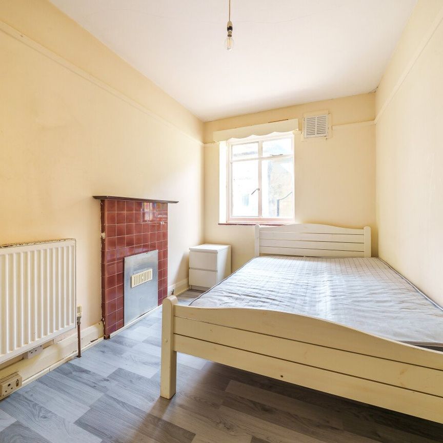 3 bedroom apartment to rent - Photo 1