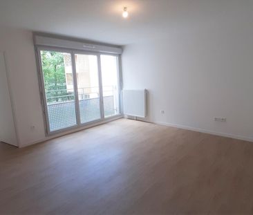 location Appartement T2 DE 43.17m² À MERY SUR OISE - Photo 5