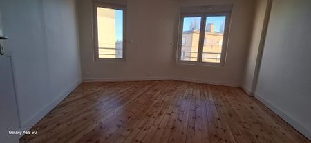 Location Appartement 3 pièces 58m² - Photo 2