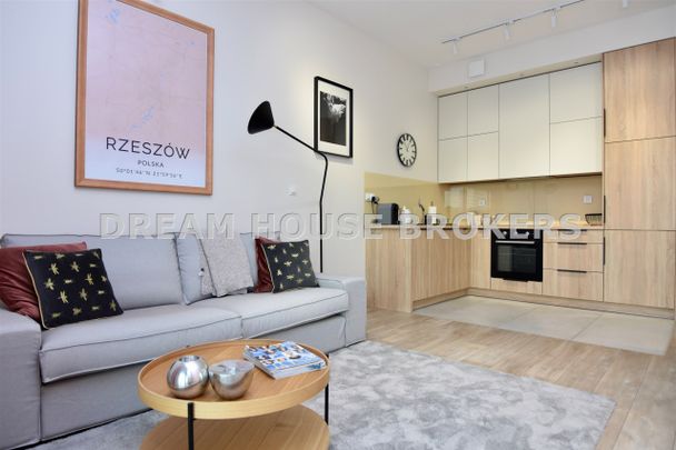 Mieszkanie na wynajem - Photo 1