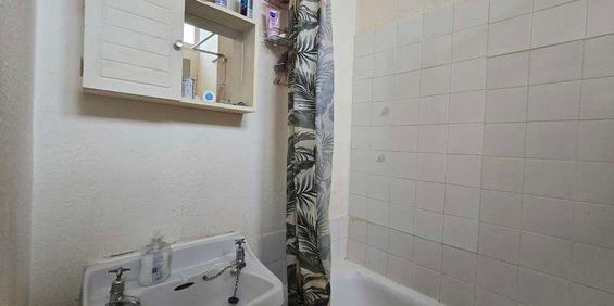 Weston Square, Macclesfield, SK11 - Photo 3