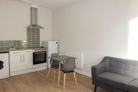 1 bedroom apartment to rent - Photo 4