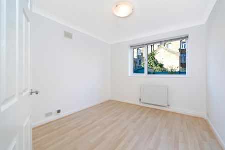 2 bedroom ground floor flat to rent - Photo 4