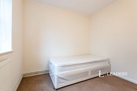 2 bedroom property to rent Lanthony Court, Arlesey, SG15 - Photo 4