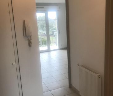 Location Appartement 2 pièces 45m² GIRONDE SUR DROPT 33190 - Photo 5
