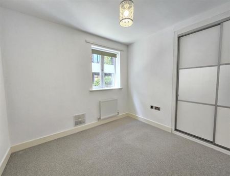 2 Bedroom Apartment To Let - Photo 5